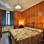 Hotel Garre Savignone